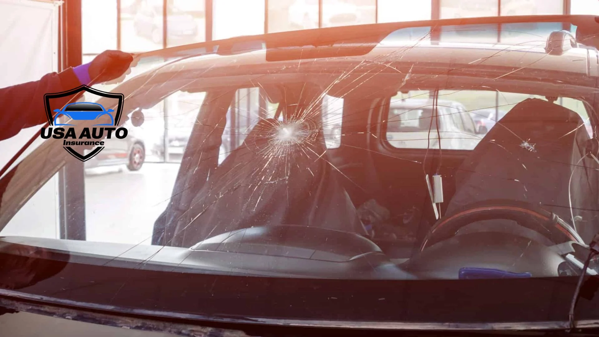 Full Auto Glass Insurance | What It Covers, How It Works